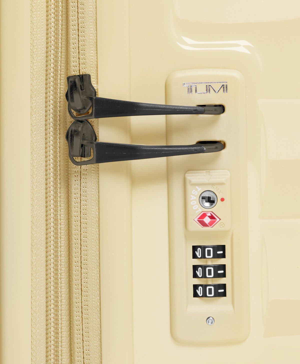 TUMI International Expandable Carry-On 55 cm