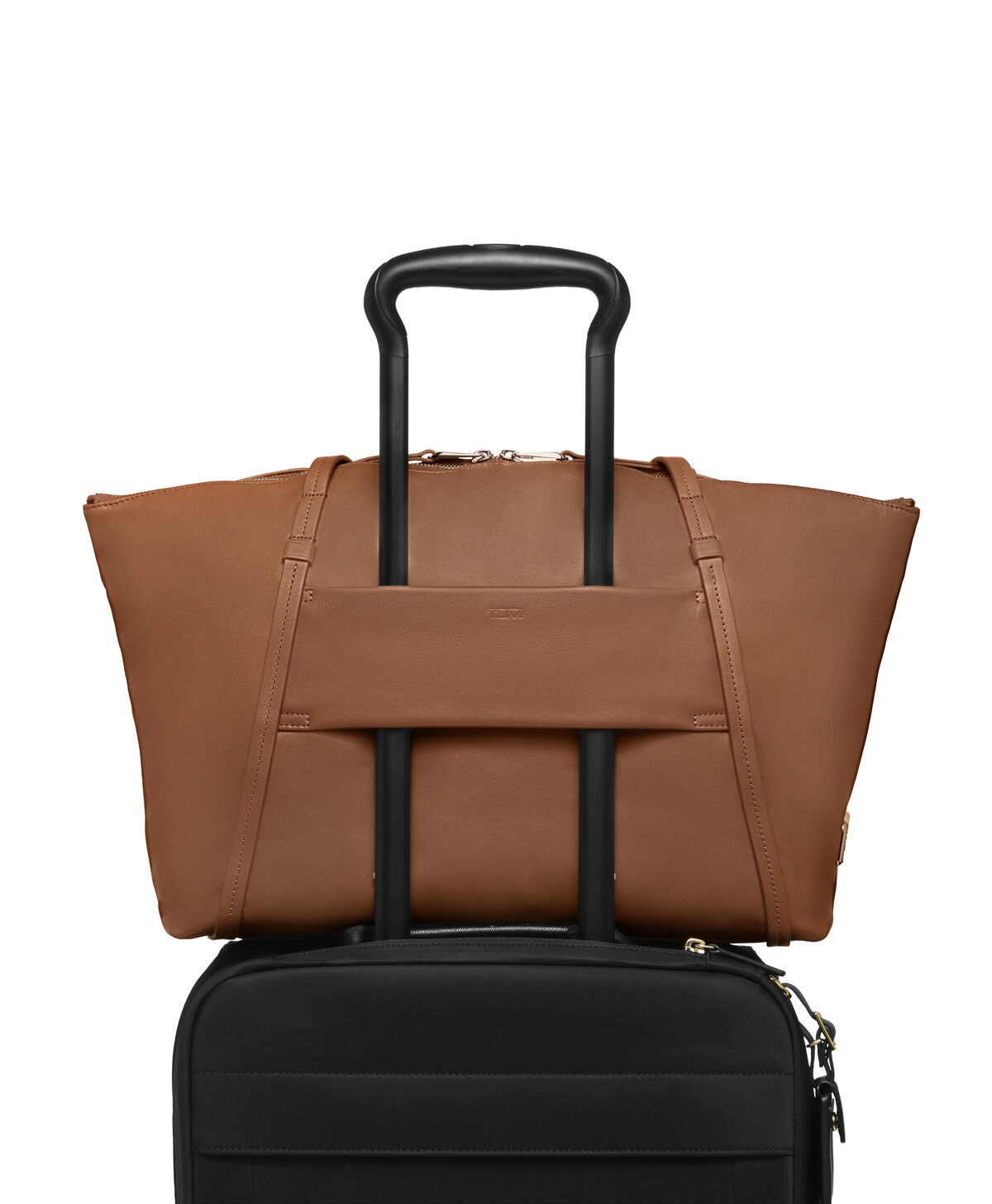 VOYAGEUR Tote Q