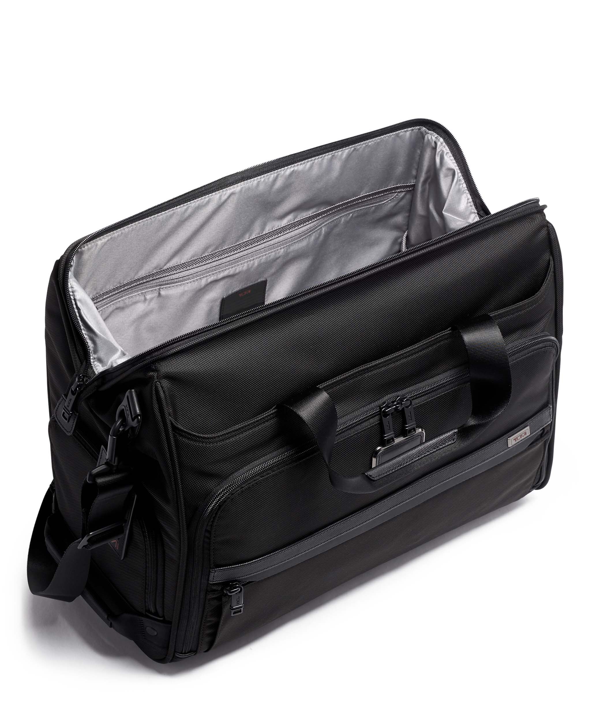 tumi alpha duffel