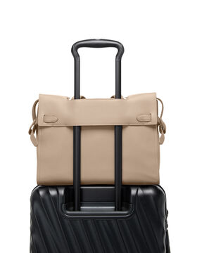 Agent Agent Medium Tote