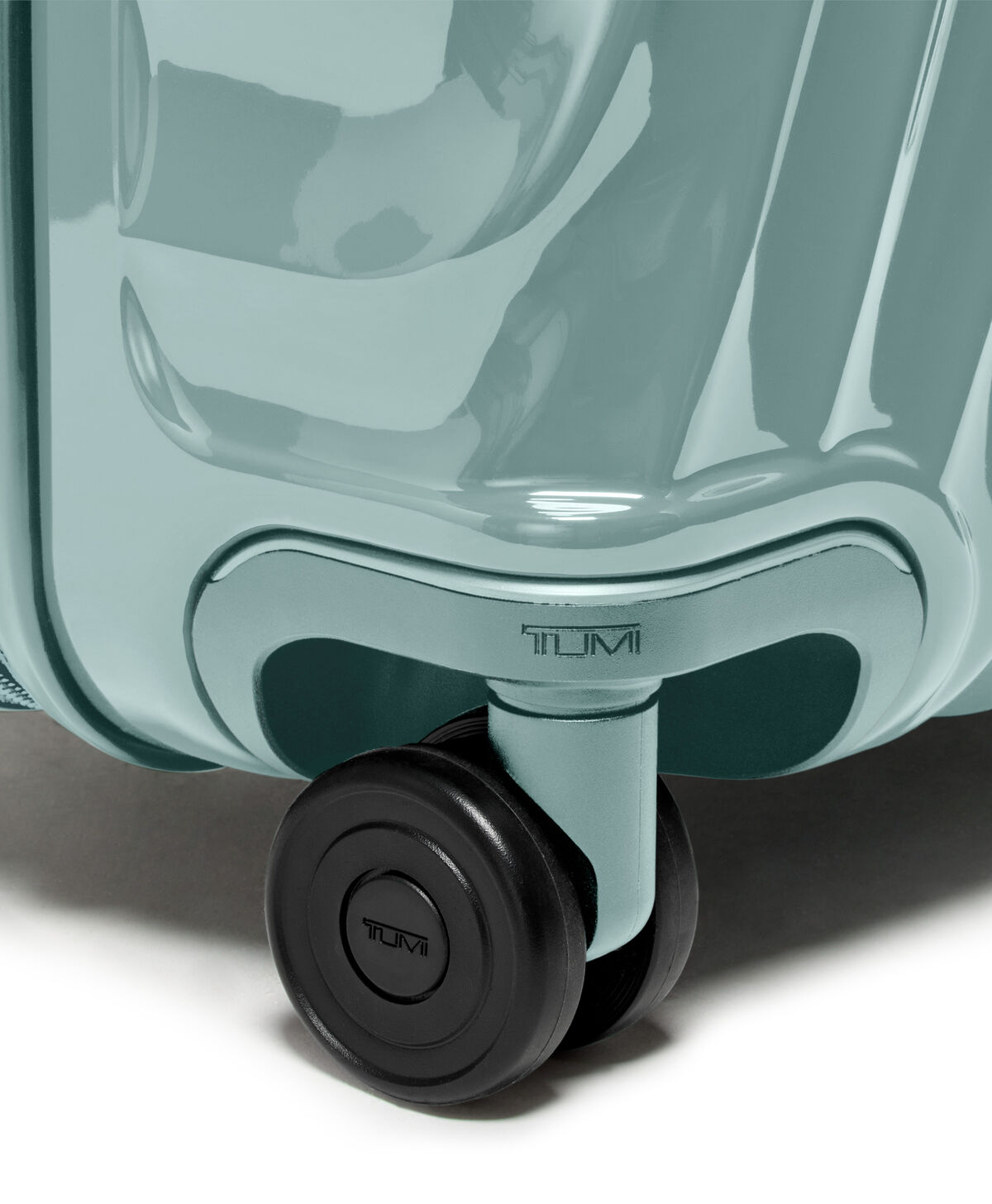 19 Degree Valise Soute Medium Extensible