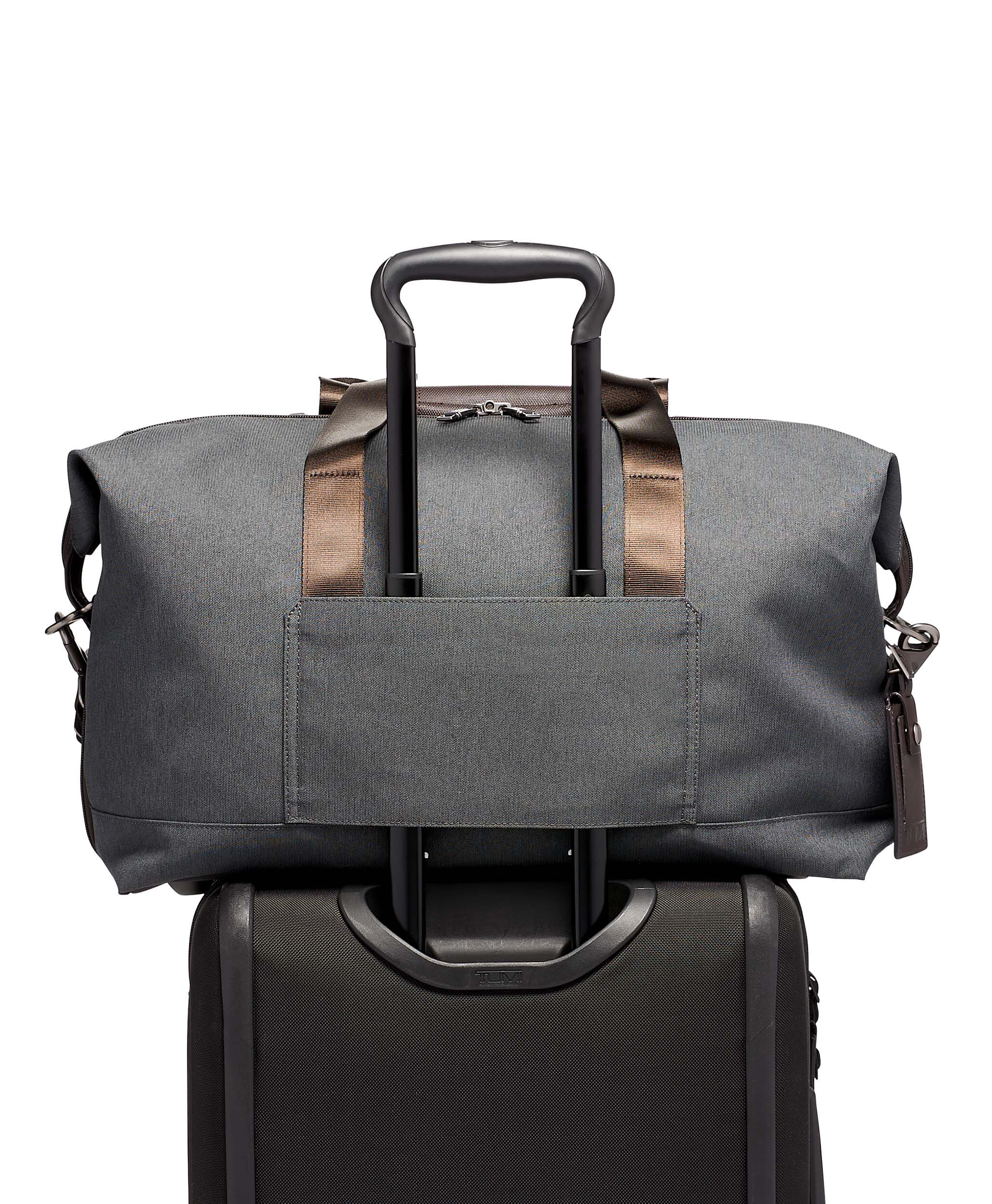 tumi alpha 3 satchel