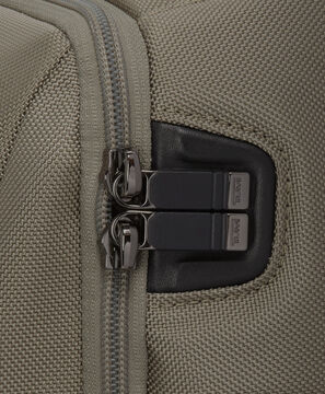 Alpha Medium 15" Expandable Briefcase