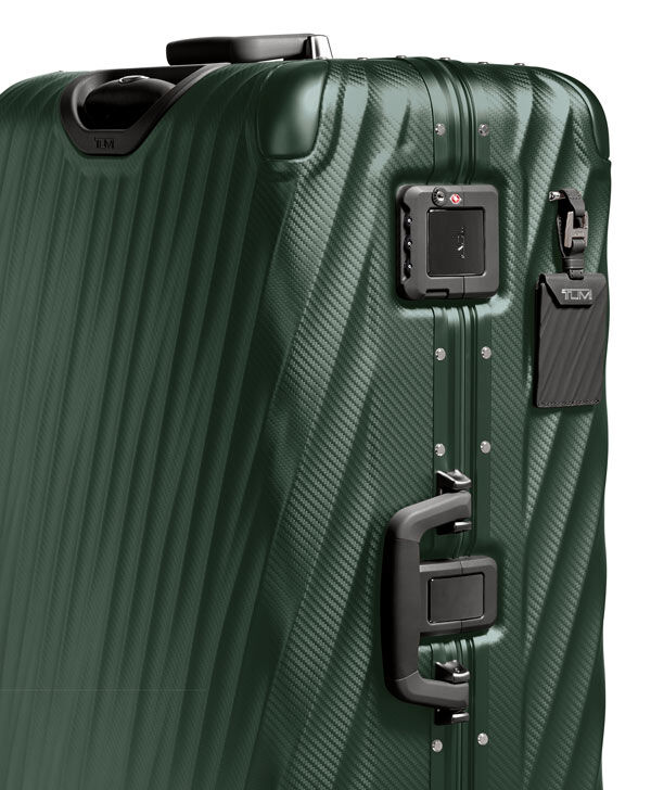 Tumi carry on aluminum outlet