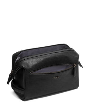 TRAVEL ACCESSORY Kit de voyage Framed
