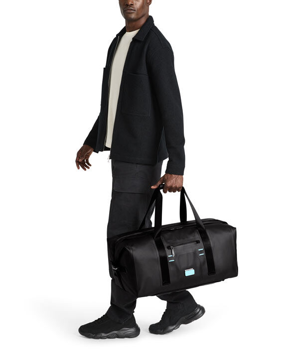TUMI McLaren Extreme-E Throttle Duffel Black | TUMI France