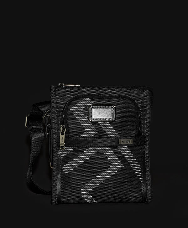 Alpha 3 Pocket Bag Small Black | TUMI France