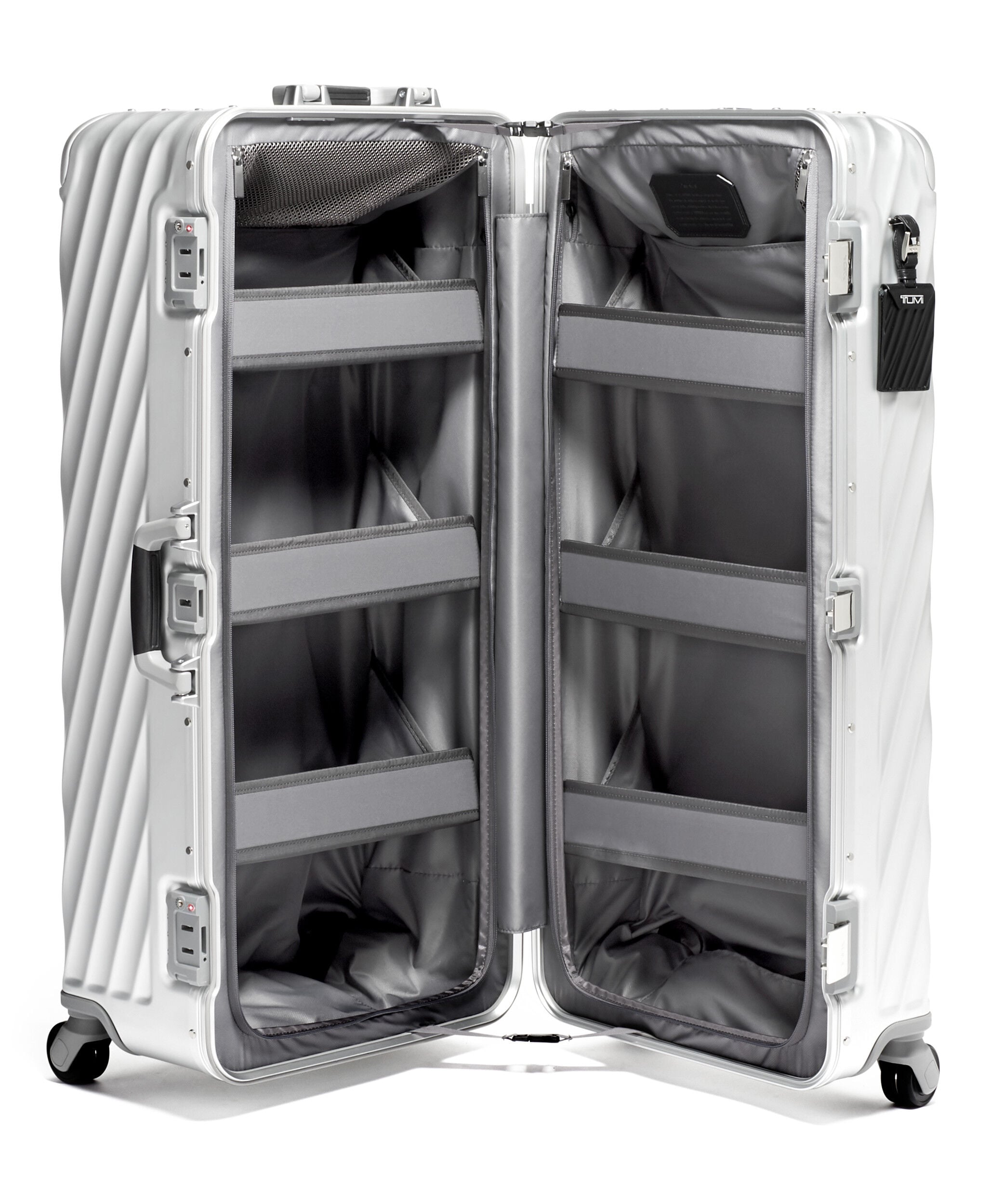TUMI