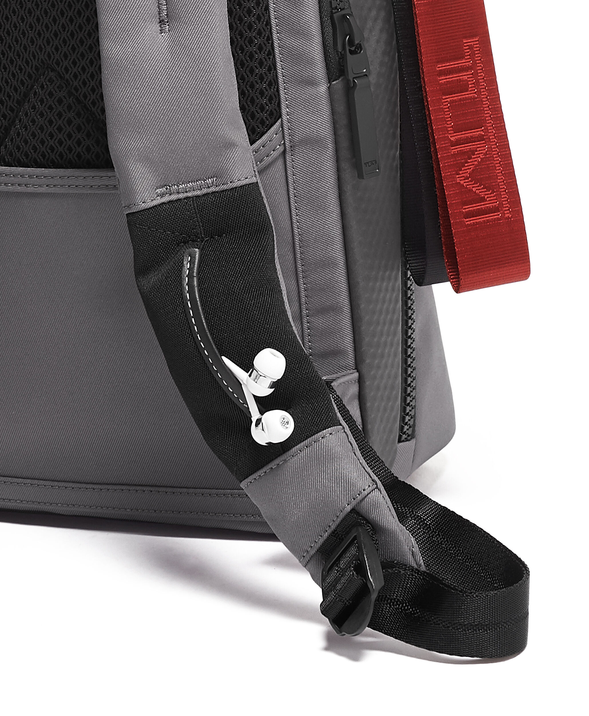 tumi nottaway backpack