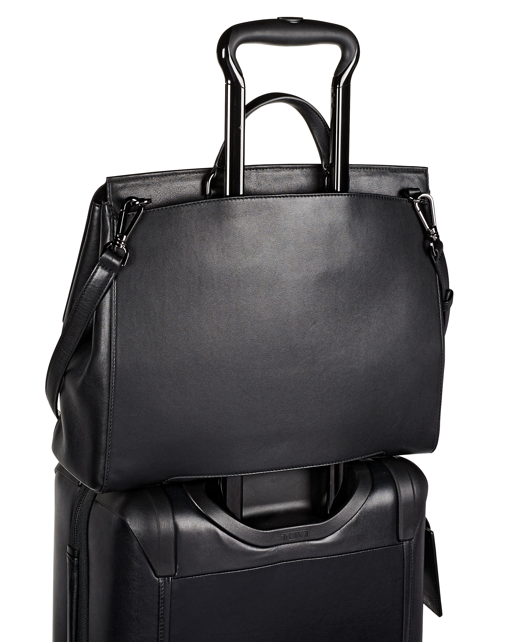 colina duffel tumi