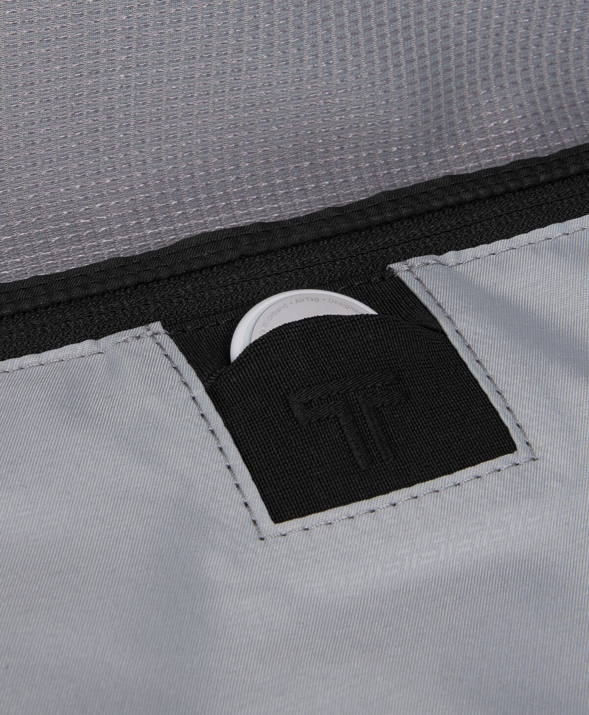 ALPHA Housse porte-v&ecirc;tements pliable