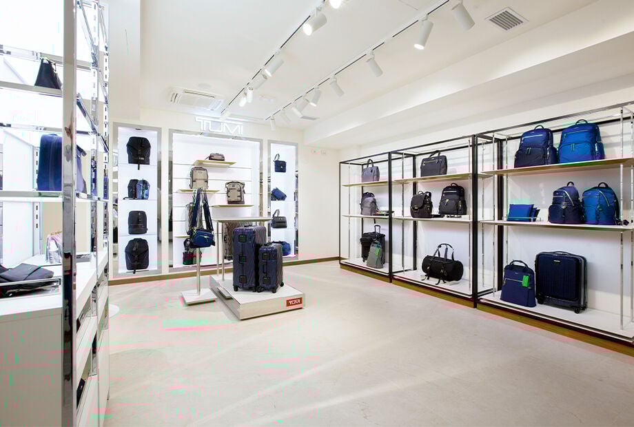 TUMI Store - Milan