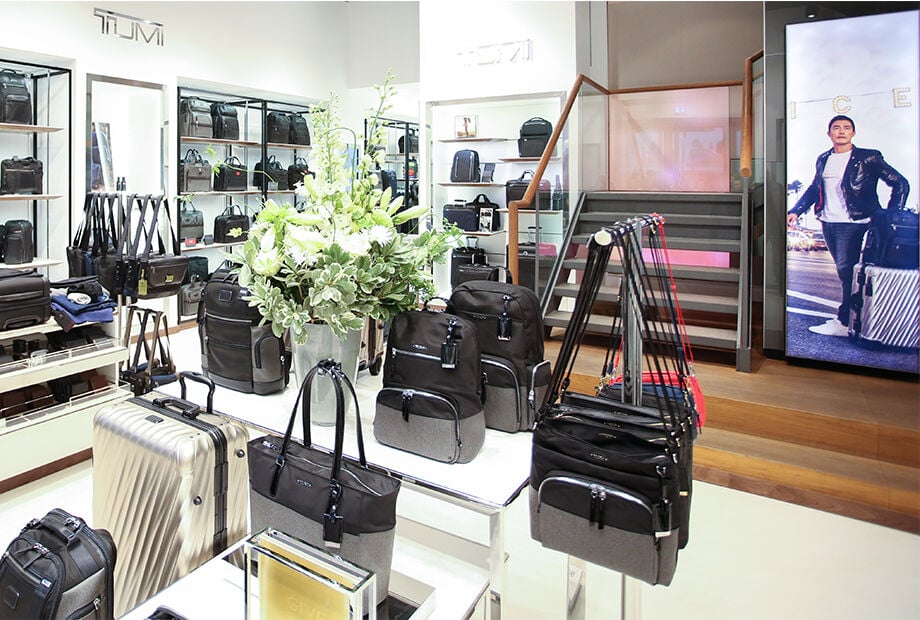TUMI Store -  Kӧ Bogen  D&uuml;sseldorf